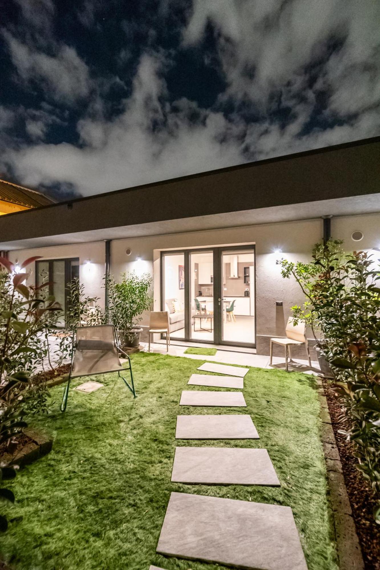 Urban Garden Lofts By Blue Velvet Livings Apartment Милано Екстериор снимка